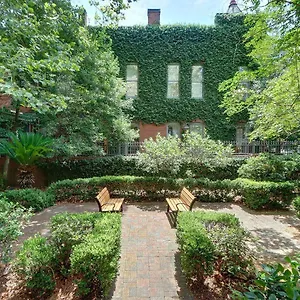  Apartment Charm On Liberty United States
